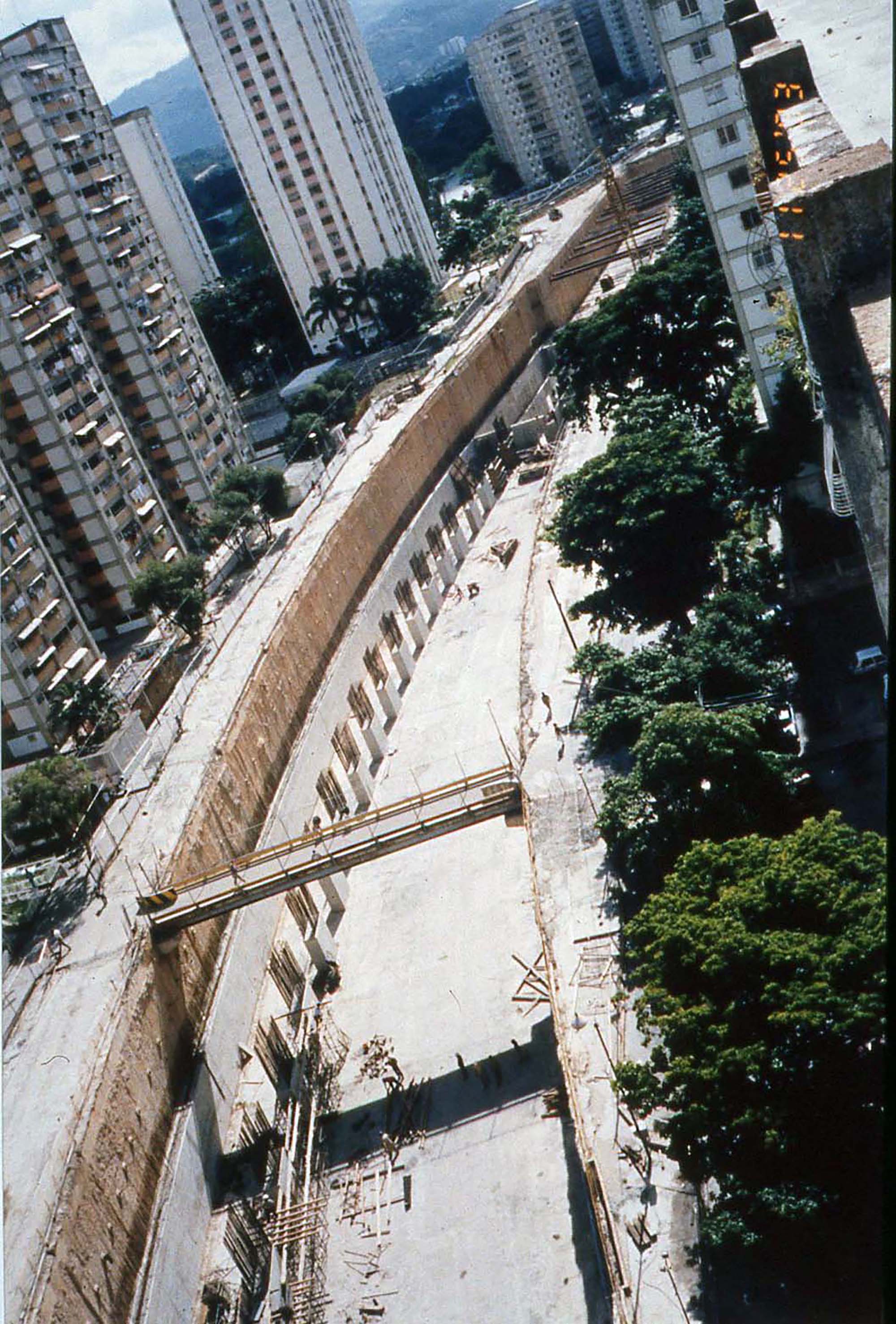 Metro Caracas Line 3 image 1